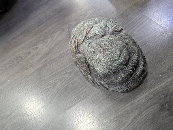 Hiding grey, cueva gris Repto
